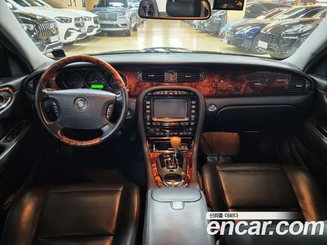 Jaguar XJ-6 2006 thumb 5
