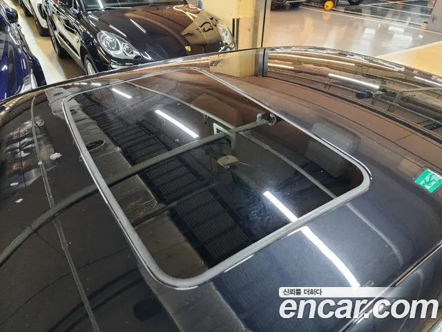 Jaguar XJ-6 2006 thumb 2