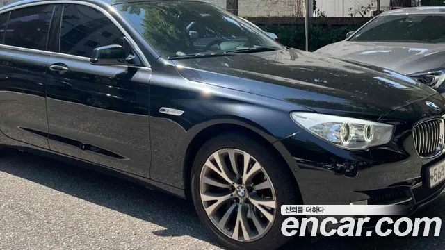 BMW 5 серии Gran Turismo 2012 thumb 2