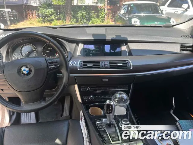BMW 5 серии Gran Turismo 2012 thumb 7