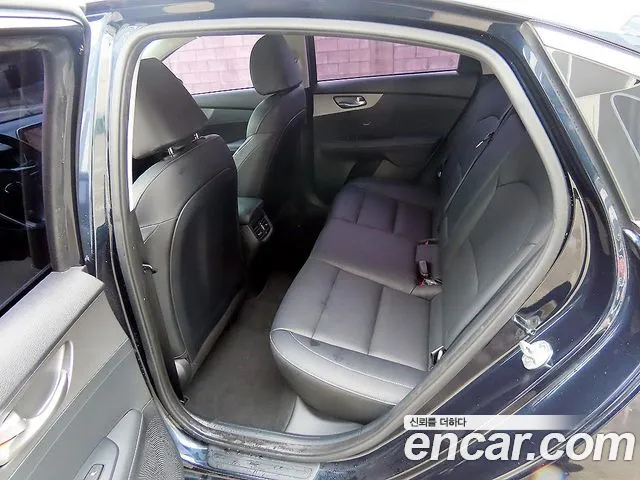 Kia K3 2019 thumb 4