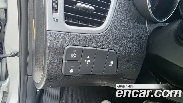 Hyundai Elantra 2015 thumb 9