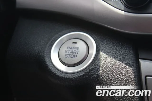 Hyundai Avante 2016 thumb 12