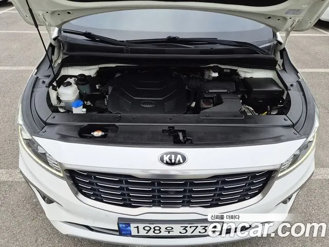 Kia Carnival 2020 thumb 10