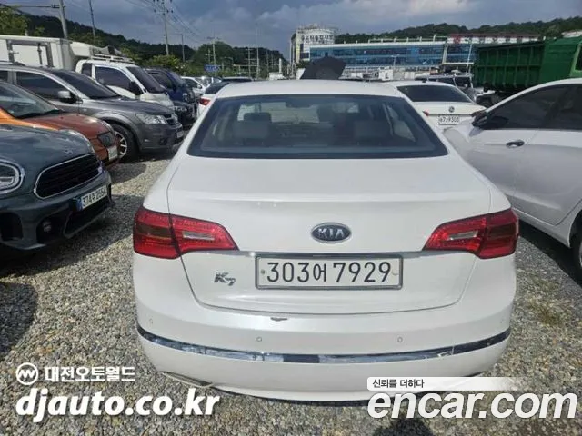 Kia K7 2011 thumb 10
