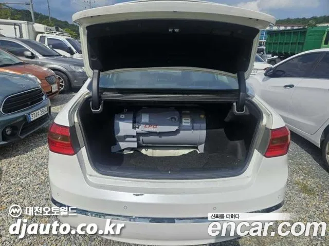 Kia K7 2011 thumb 4