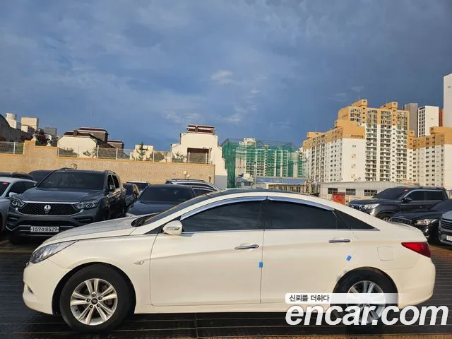 Hyundai Sonata 2011 thumb 6