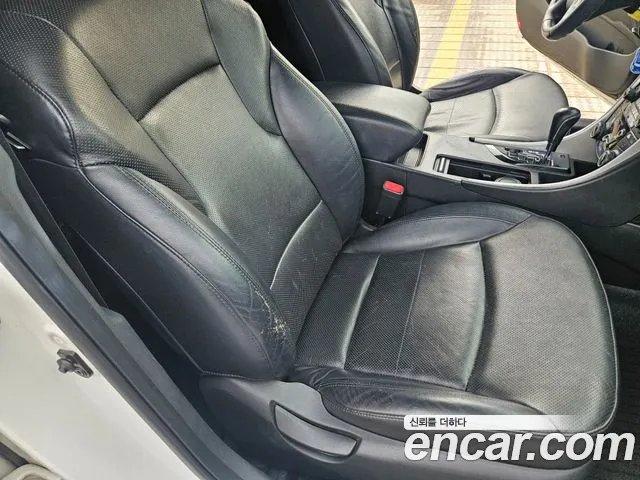 Hyundai Sonata 2011 thumb 8