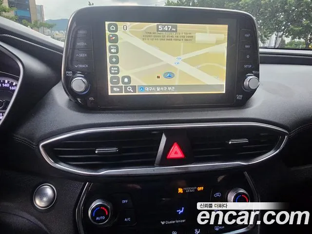 Hyundai Santa Fe 2019 thumb 9