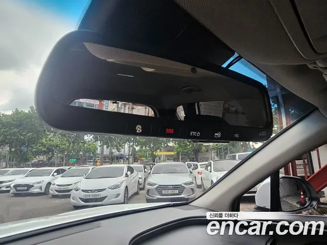Hyundai Santa Fe 2019 thumb 2