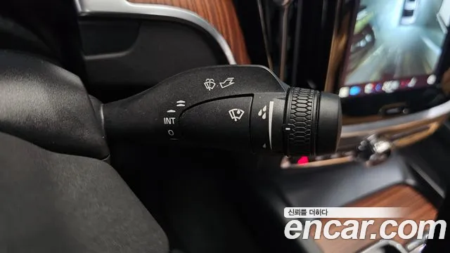 Volvo S60 2023 thumb 6