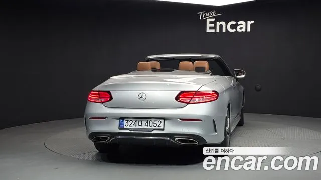 Mercedes-Benz C-Class 2019 thumb 7