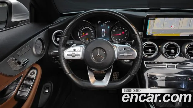 Mercedes-Benz C-Class 2019 thumb 8