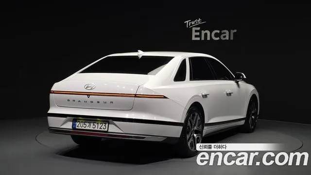 Hyundai Grandeur Hybrid 2023 thumb 7