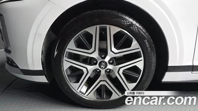 Hyundai Grandeur Hybrid 2023 thumb 2