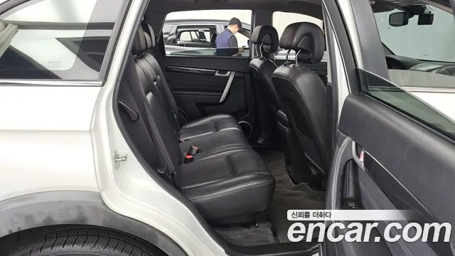 Chevrolet Captiva 2015 thumb 12
