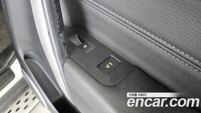Chevrolet Captiva 2015 thumb 10