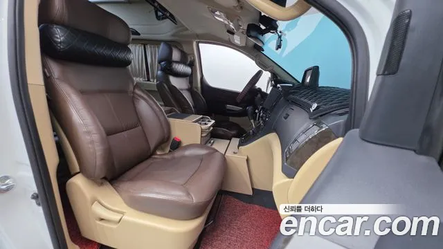 Hyundai Staria 2014 thumb 10