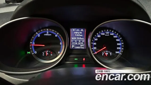 Hyundai Санта Фе 2012 thumb 11