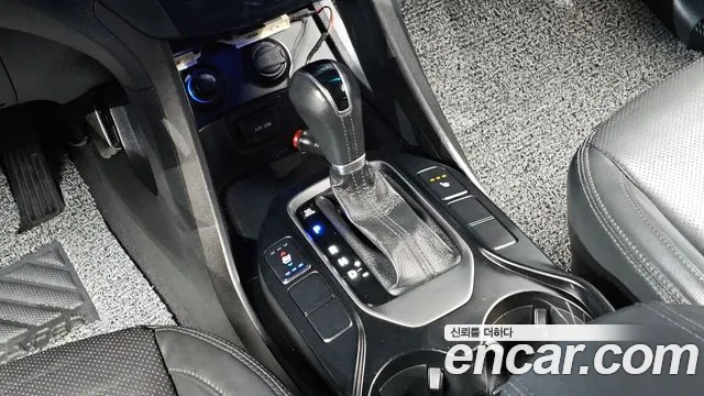 Hyundai Санта Фе 2012 thumb 8