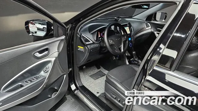 Hyundai Санта Фе 2012 thumb 3