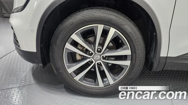 Renault QM6 2020 thumb 10