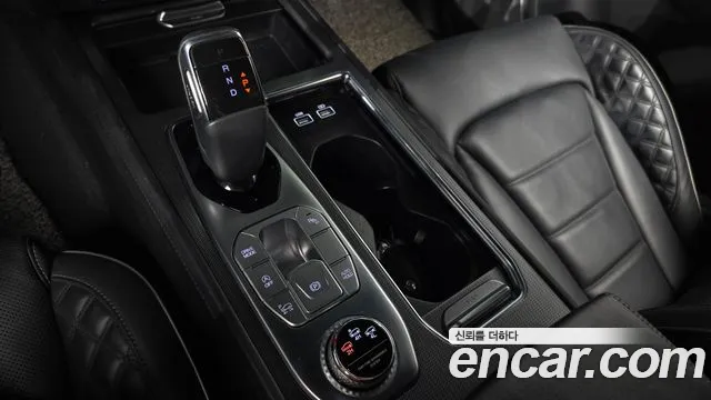 KGM Rexton 2021 thumb 4