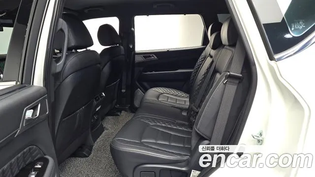 KGM Rexton 2021 thumb 8
