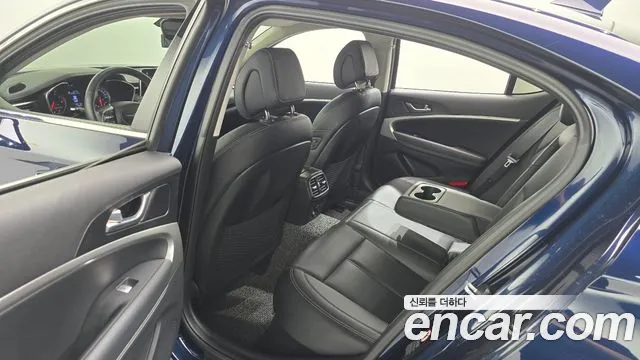 Genesis G70 2019 thumb 8