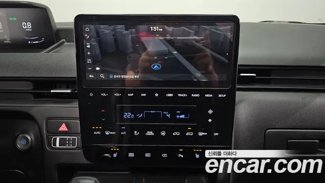 Hyundai Staria 2025 thumb 11