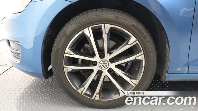 Volkswagen Golf 2015 thumb 4