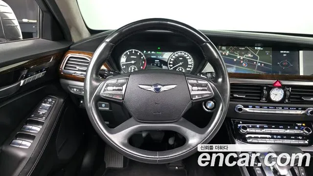 Genesis G90 2017 thumb 4