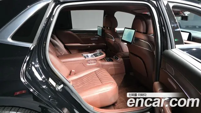 Genesis G90 2023 thumb 5