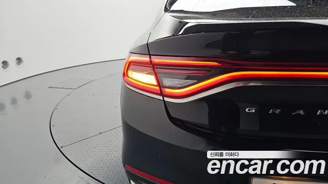 Hyundai Grandeur 2017 thumb 12