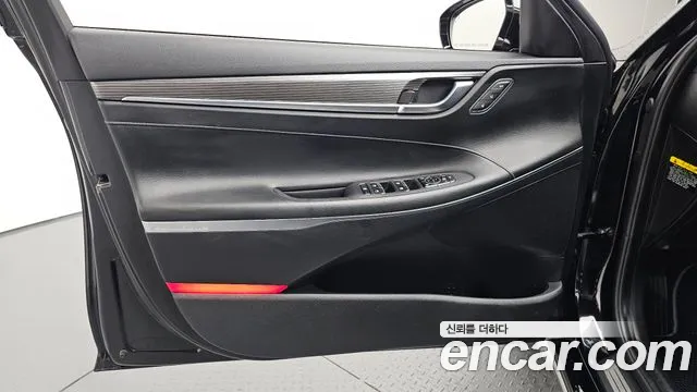 Hyundai Grandeur 2017 thumb 3