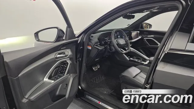 Audi Q5 2025 thumb 12