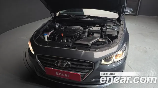 Hyundai Grandeur 2017 thumb 11