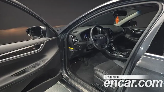 Hyundai Grandeur 2017 thumb 8