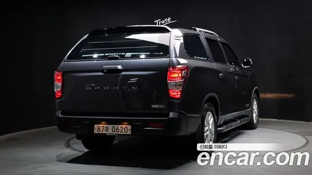 KGM Rexton 2019 thumb 9