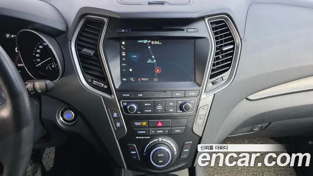 Hyundai Santafe 2015 thumb 6
