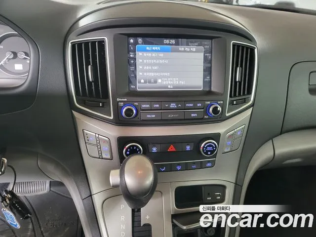Hyundai Staria 2016 thumb 4
