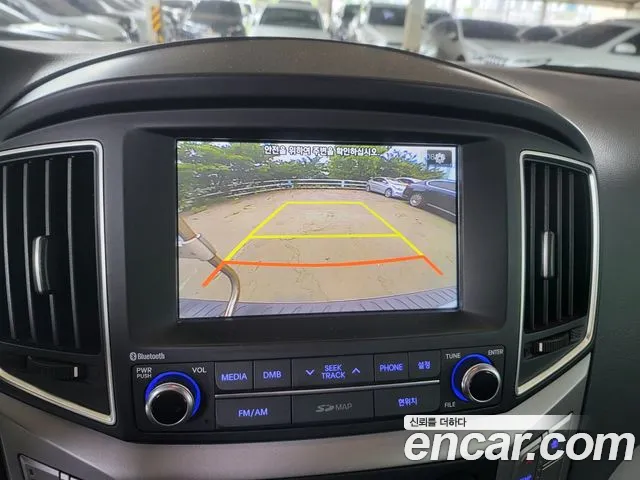 Hyundai Staria 2016 thumb 3