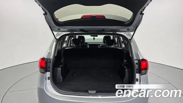 Kia Carens 2017 thumb 4