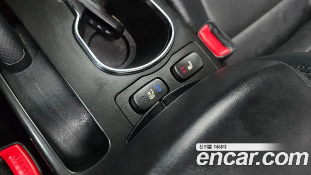 KGM Korando 2014 thumb 9