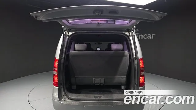 Hyundai Staria 2015 thumb 9