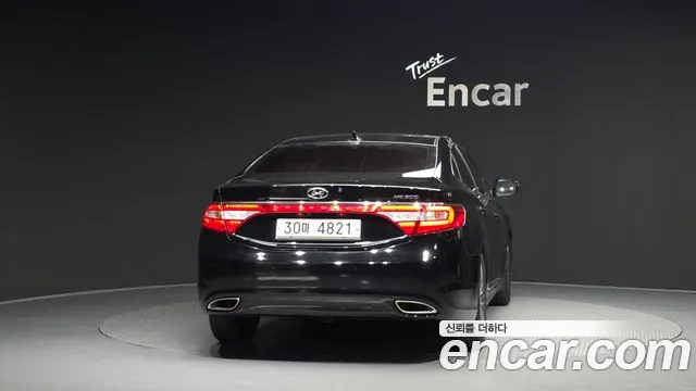 Hyundai Grandeur 2014 thumb 12