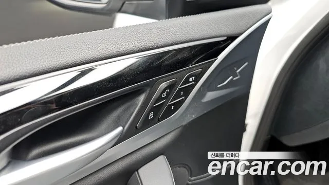 BMW X3 2022 thumb 3
