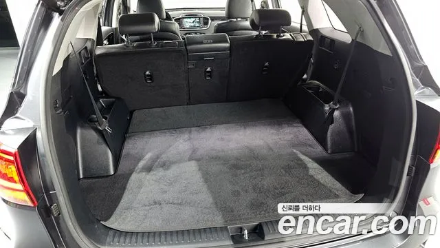 Kia Sorento 2017 thumb 12