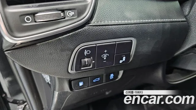 Hyundai Grandeur 2017 thumb 9
