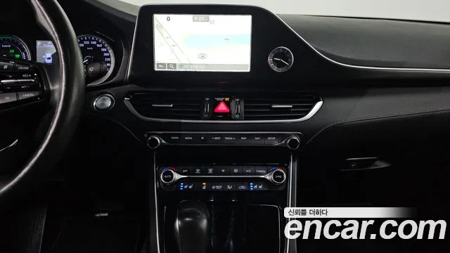 Hyundai Grandeur 2017 thumb 11